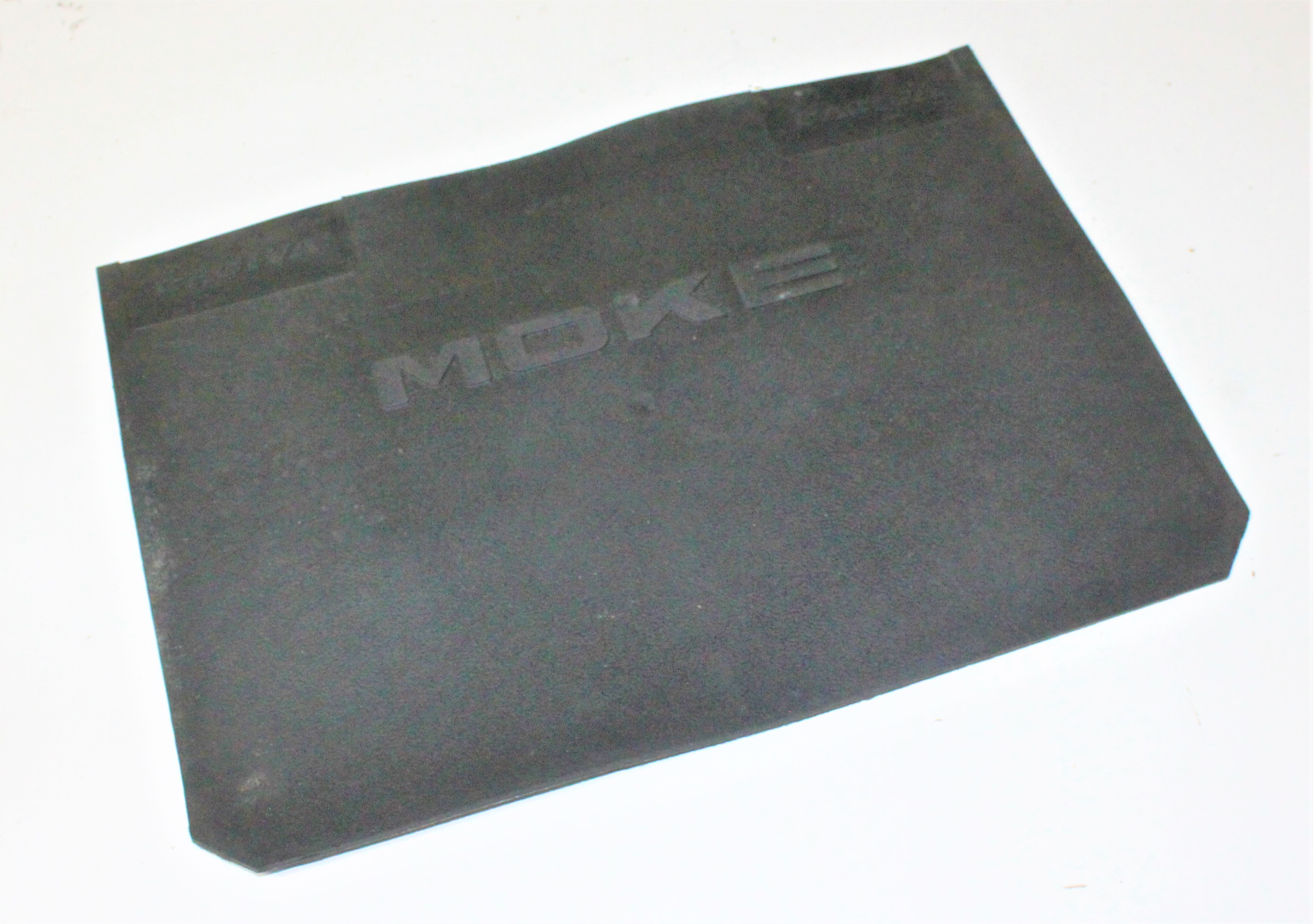 Tapis de tableau de bord MOKE (vide poche)